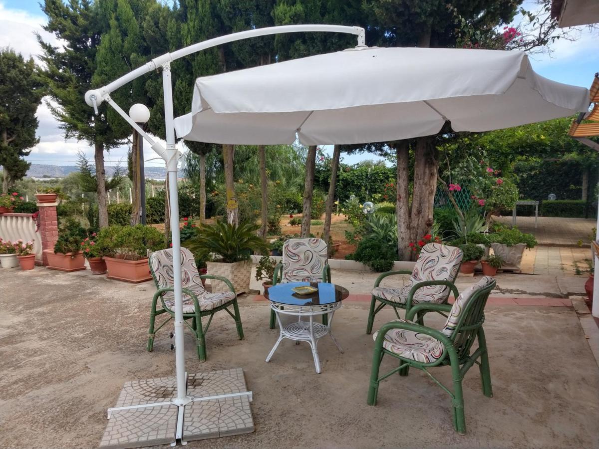 Il gazebo Panzió Scoglitti Kültér fotó