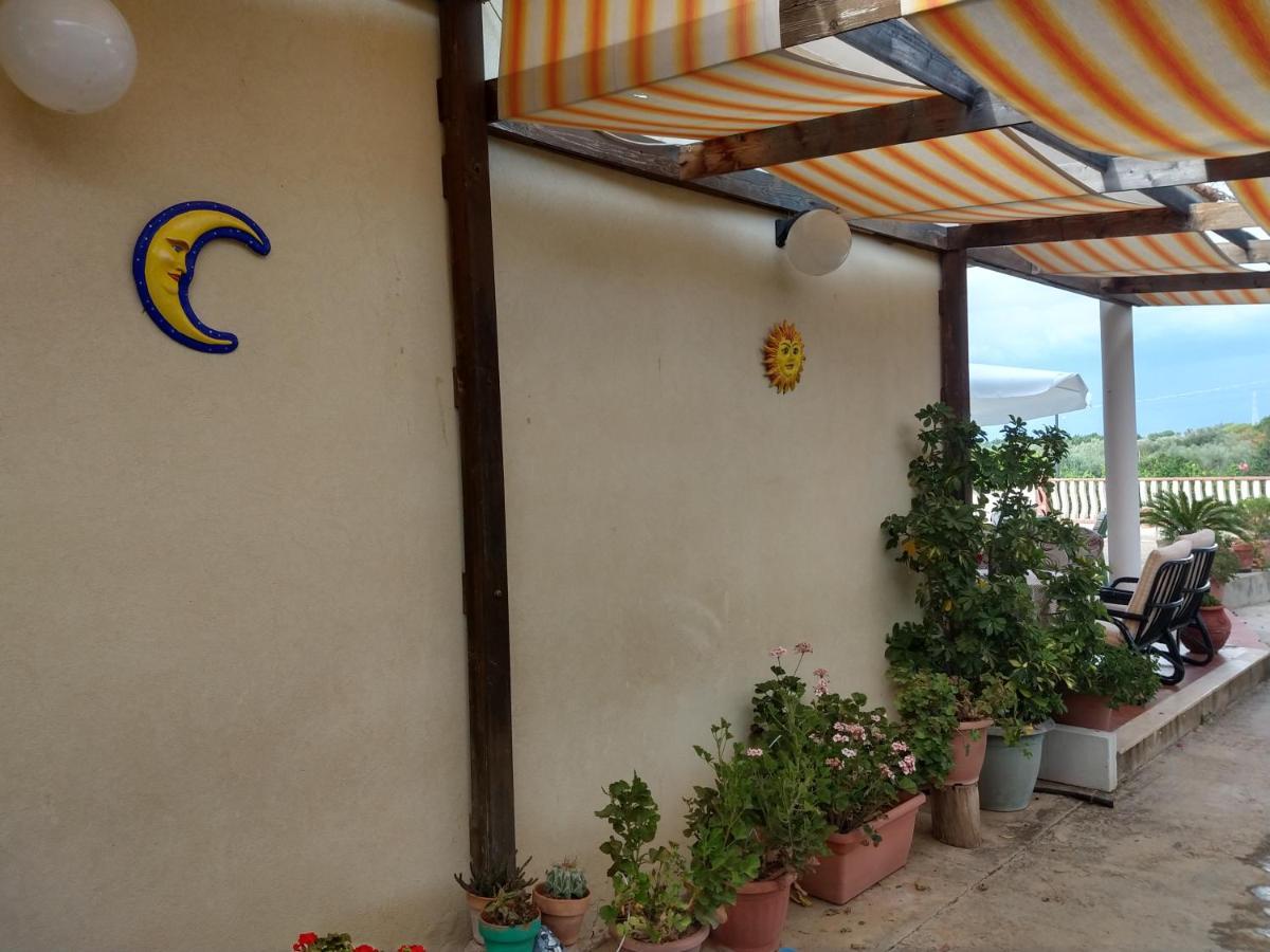 Il gazebo Panzió Scoglitti Kültér fotó